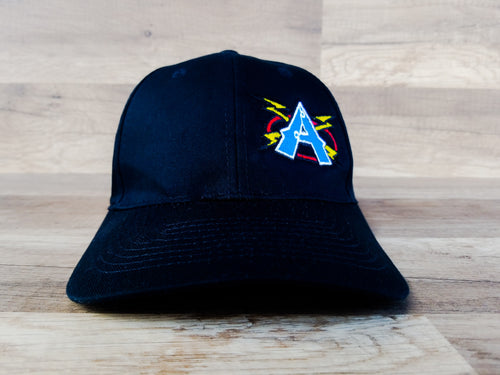 casquette noir adulte  avec logo sur le côté